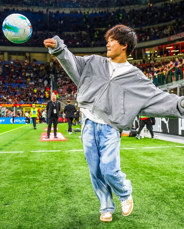 Tsunoda palleggia a San Siro ospite del Milan