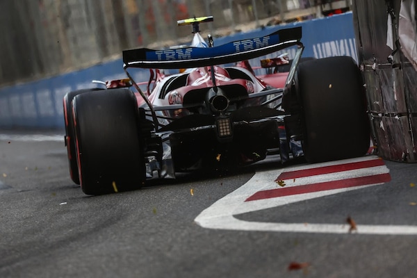 Ferrari, a Baku tramontano l’estate e le speranze: vittoria lontana e classifica complicata