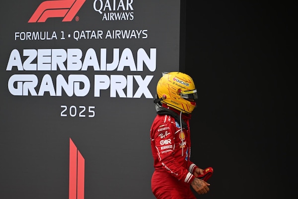 Hamilton: "Baku insolita, ma mi sembra di aver fatto dei progressi"