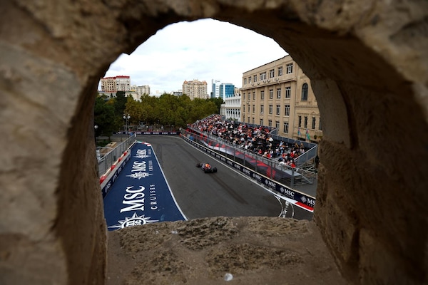 GP Azerbaijan, le pagelle: Verstappen non sbaglia mai, Sainz è super, weekend no per Piastri