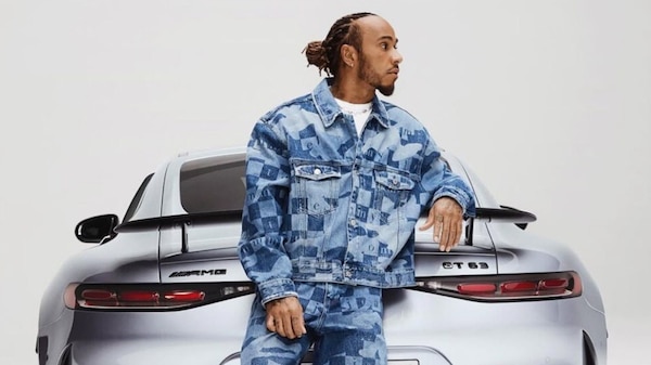 Hamilton vende tutte le supercar: la svolta ecologica del campione