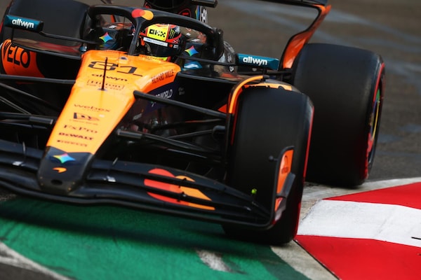 GP Singapore: McLaren iridata nel Costruttori se...