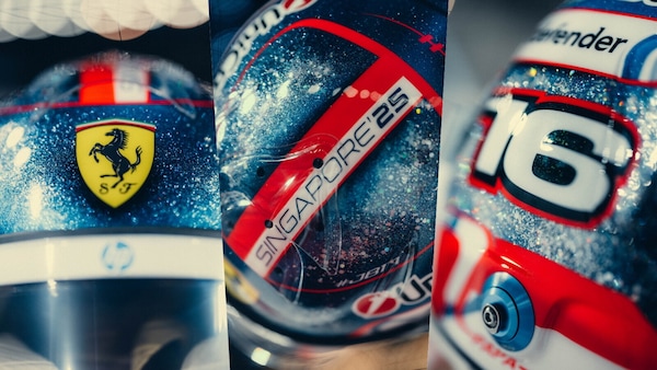 Leclerc brilla a Singapore: nuovo casco glitterato per il GP in notturna