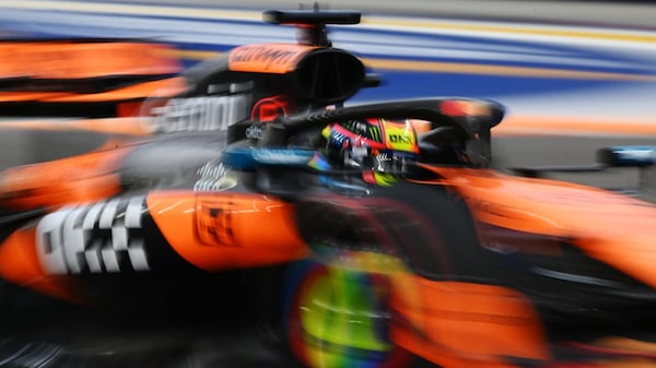 GP Singapore: Piastri detta il passo delle FP2