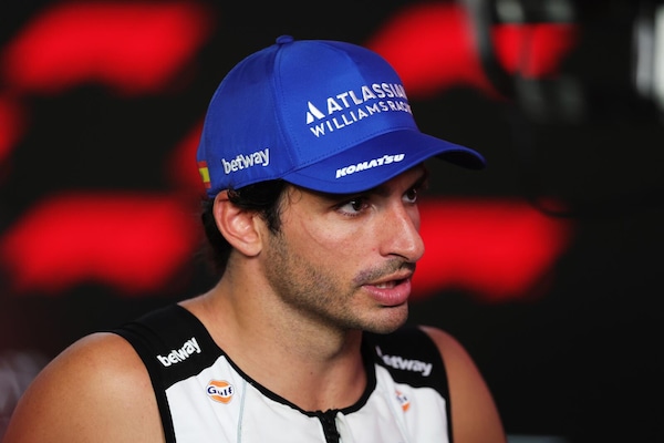 Sainz, rimonta da applausi a Singapore: "Faremo tesoro di quanto imparato"