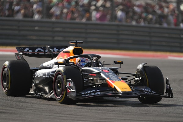 GP USA, Sprint Race: Verstappen vince, disastro McLaren