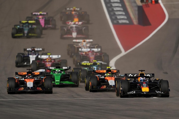 GP USA, Sprint Race: Verstappen accorcia su Piastri e Norris