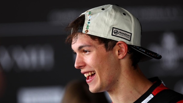 Bearman brilla in Messico: “Essere al fianco di Verstappen è fantastico”