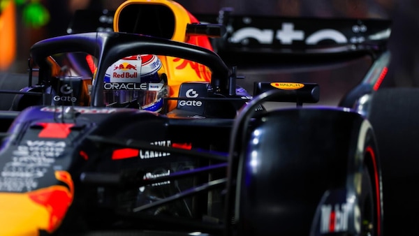 GP Qatar: Verstappen vince davanti a Piastri e Sainz