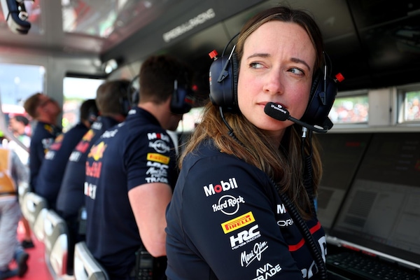 Strategia Red Bull, troppo bello per essere vero: "Scelta ovvia un pit sotto SC"
