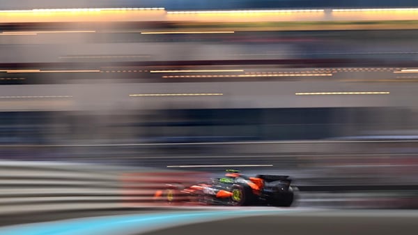 FP2 GP Abu Dhabi: Norris di nuovo in testa, davanti a Verstappen e Russell