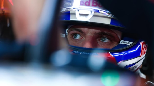 Verstappen: "Siamo abbastanza indietro, dobbiamo migliorare"