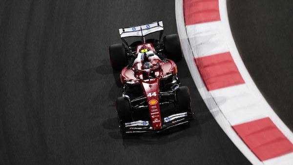 Hamilton: "Non ho parole per descrivere cosa mi passa per la testa"