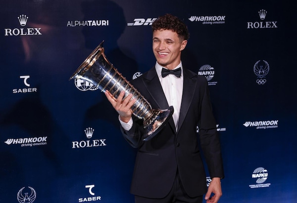 Norris campione: "Devo ringraziare tutti quelli che mi circondano"