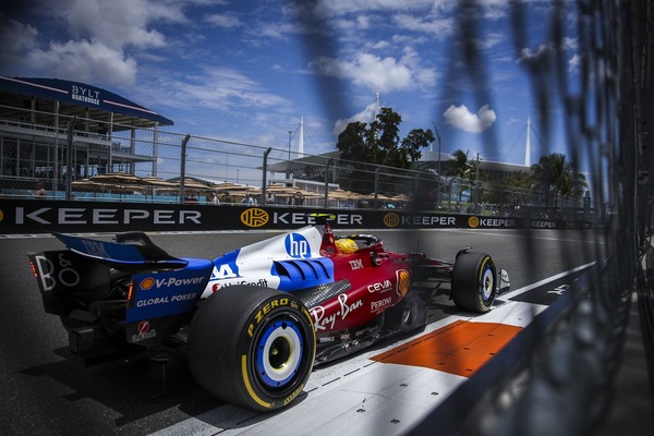 Ferrari, il rosso e il blu proprio non vanno: parola dello sponsor Audi
