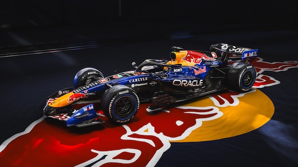 Red Bull RB22, inizia l'avventura con Ford