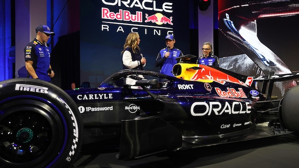 Verstappen promuove la RB22 lucida e fissa le priorità verso i test