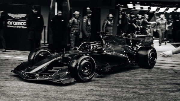 Aston Martin AMR26, a Barcellona è il grande giorno di Newey