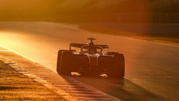 Test F1 Barcellona: affidabilità già alta, Mercedes e Ferrari ok, Aston Martin in ritardo