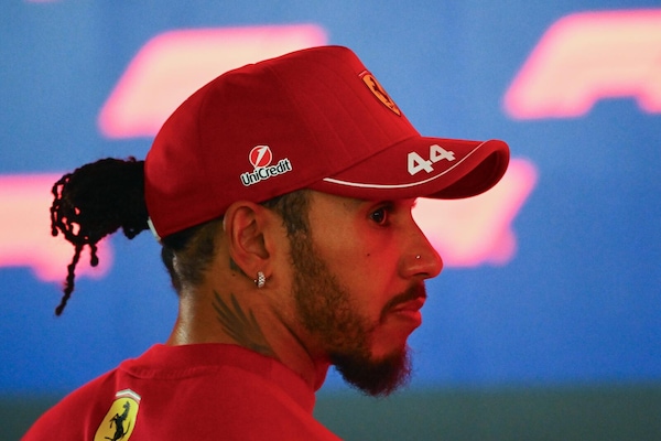 Hamilton-Kardashian, riflettori sulla coppia al Superbowl