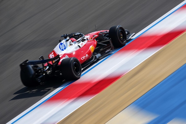 Test Bahrain-2, day 3: Leclerc va, Mercedes si ferma