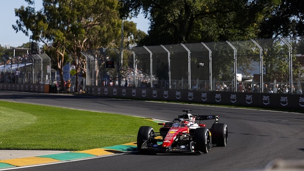 Ferrari, buona la prima: ora a Shanghai per migliorare