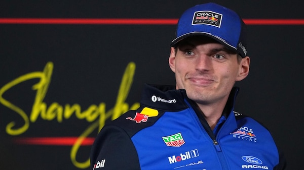 Verstappen: "Aspettando che la F1 migliori mi diverto altrove"