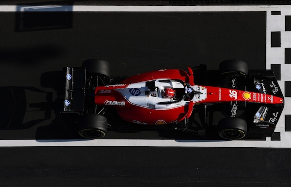 Ferrari in Cina: Hamilton davanti a Leclerc nelle Qualifiche Sprint