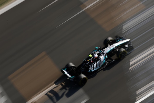Pole di Russell, ecco come Mercedes fa la differenza sulle Ferrari (e non c'è solo il dritto)