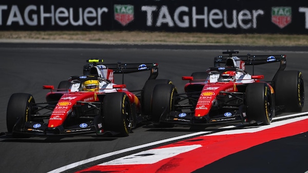 GP Cina, gara sprint, Ferrari: Hamilton chiama, Leclerc risponde