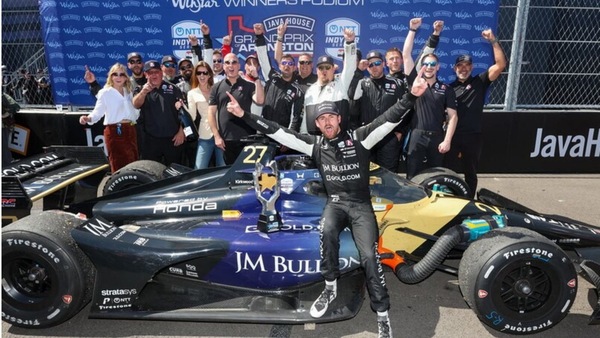 IndyCar: Kirkwood vince di prepotenza ad Arlington