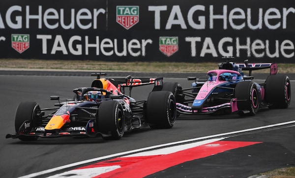 F1 promossa o no? La crociata di Max il purista e i lati positivi secondo Lewis