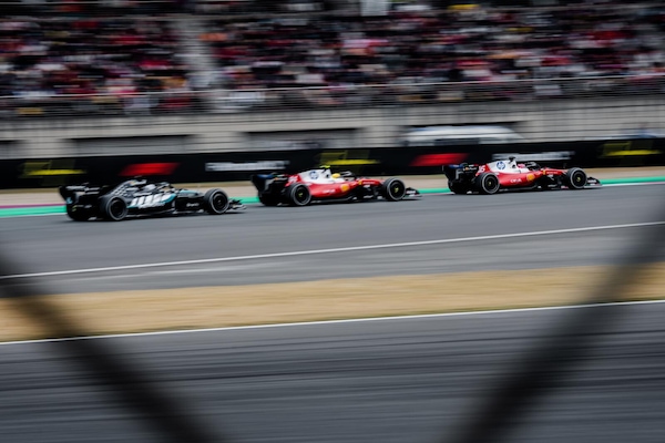 La nuova F1 come Mario Kart: dai team radio agli spot virali