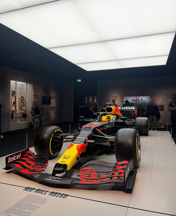 La Formula 1 fa tappa a Monaco: arriva la mostra ufficiale del Circus