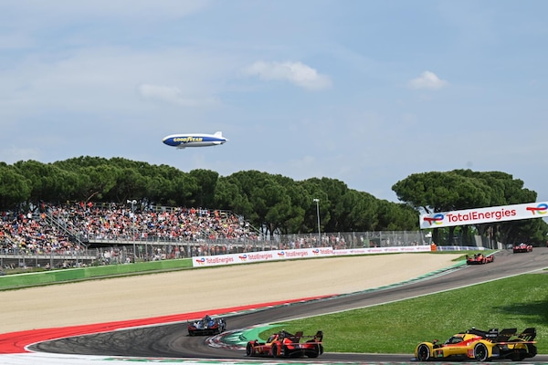 6 ore Imola, domenica, diario di bordo: applausi alla Toyota, applausi ad Imola