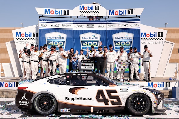 NASCAR: in Kansas Reddick vince all'overtime