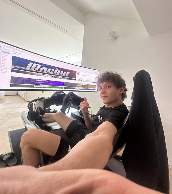La F1 si ferma: i momenti dei piloti fuori dalla pista