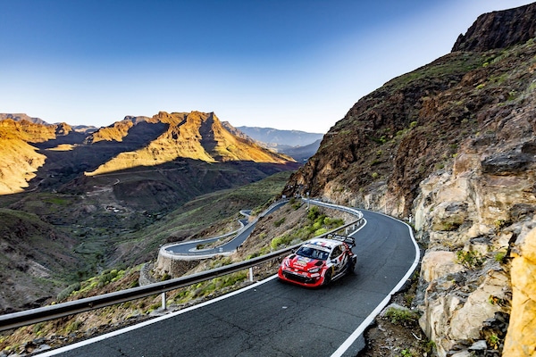 Ogier sempre leader alle Canarie