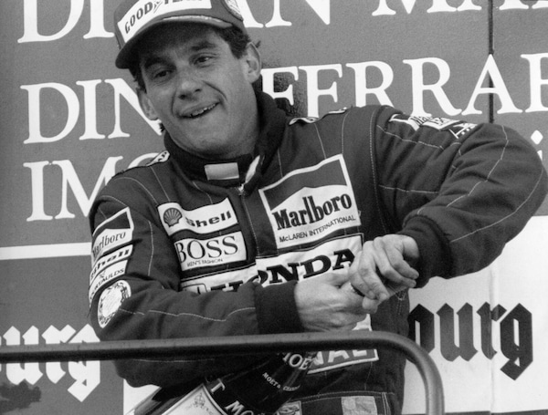 Imola, il silenzio del Tamburello: 32 anni senza Ayrton Senna