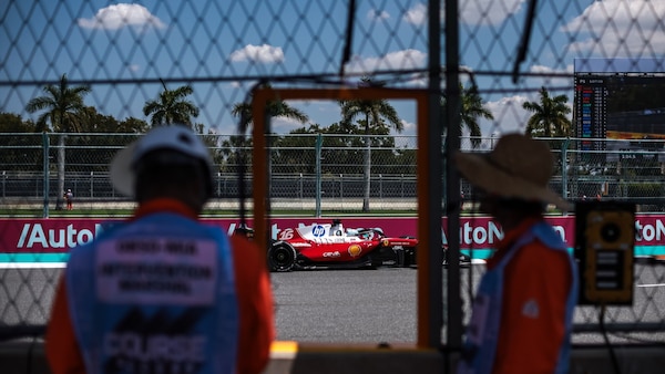 GP Miami, FP1: Leclerc in testa, problemi per Antonelli
