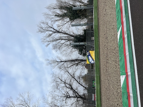 Imola, riemerge una “reliquia” della Williams FW16 di Ayrton Senna