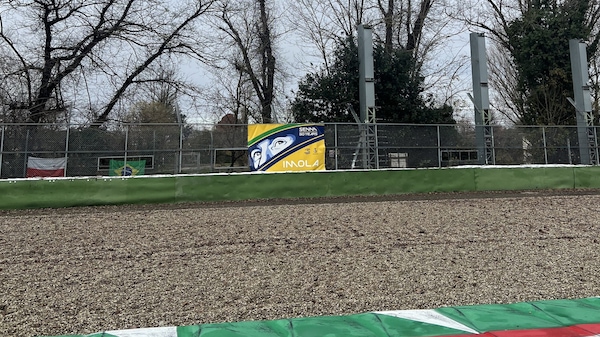 Imola, riemerge una “reliquia” della Williams FW16 di Ayrton Senna