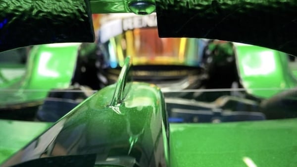 Costruisce una Formula 1 nel garage di casa: il progetto folle di un appassionato inglese