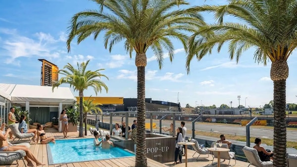 A Silverstone il Gran Premio si segue a bordo piscina