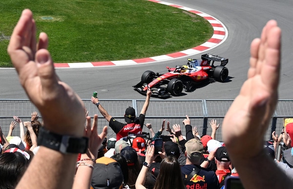 Hamilton ritrova il sorriso: "Abbiamo trasformato la macchina"
