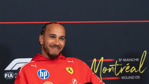 Hamilton-Ferrari, Brundle svela un dettaglio sconosciuto del contratto dell'inglese