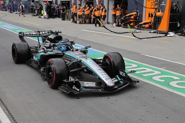 GP Canada: di nuovo doppietta Mercedes, con Russell al comando
