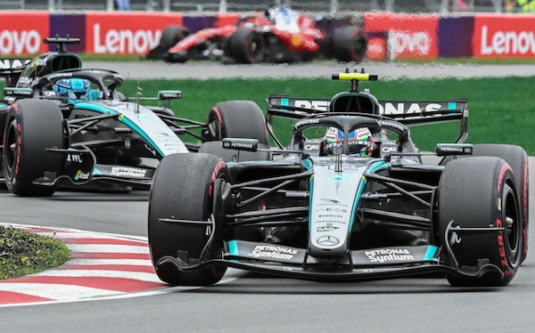 Antonelli domina la F1. Russell è sotto pressione