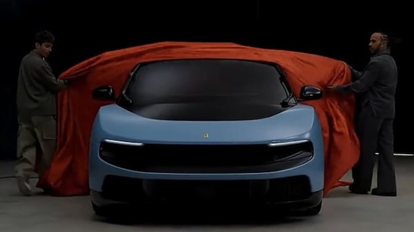 Ferrari Luce, Hamilton e Leclerc stupiti dalla prima elettrica del Cavallino