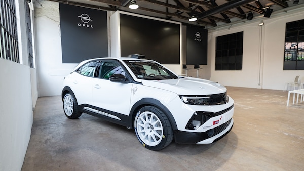 Opel Italia svela i segreti della sua nuova Mokka GSE Rally